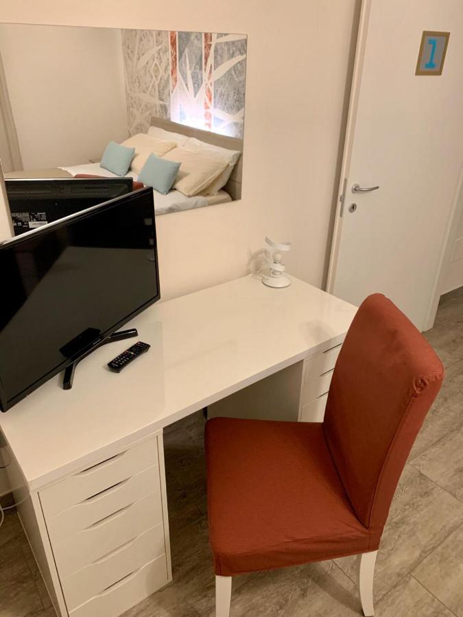 B&B Nearby Malpensa Samarate Buitenkant foto